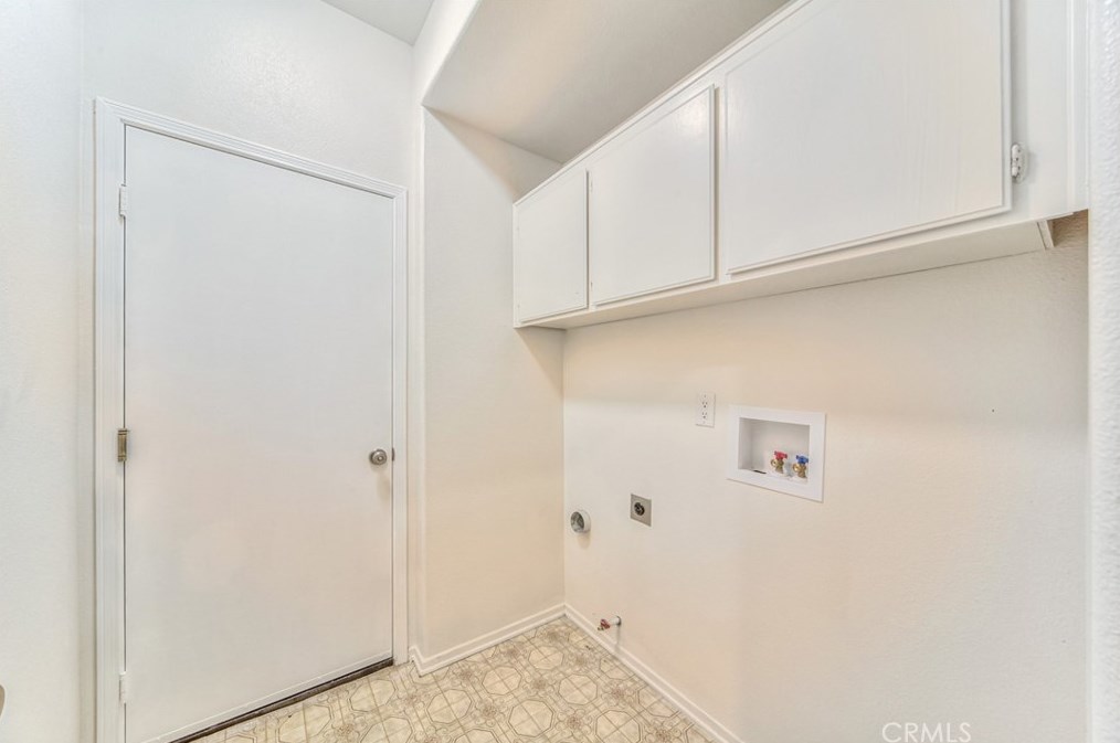 24201 Via Prima Vera, Murrieta CA  92562-3509 exterior