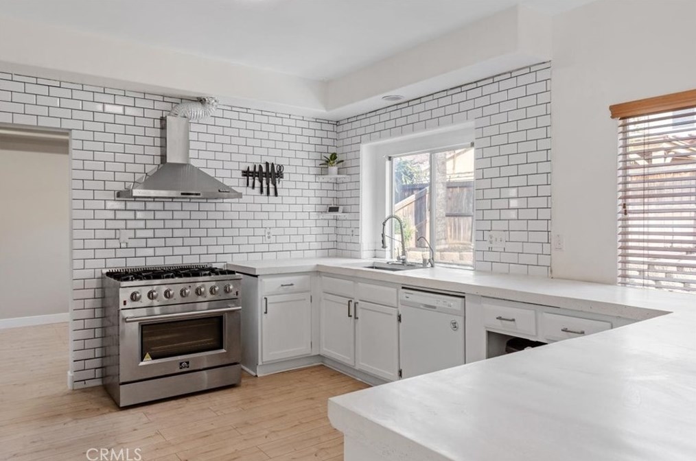 26360 Palisades Dr, Murrieta CA  92563-7330 exterior