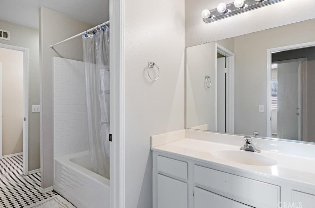 26360 Palisades Dr, Murrieta CA  92563-7330 exterior