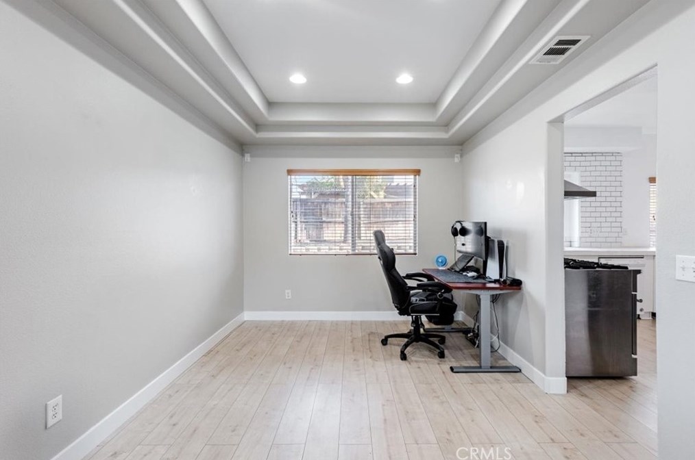 26360 Palisades Dr, Murrieta CA  92563-7330 exterior