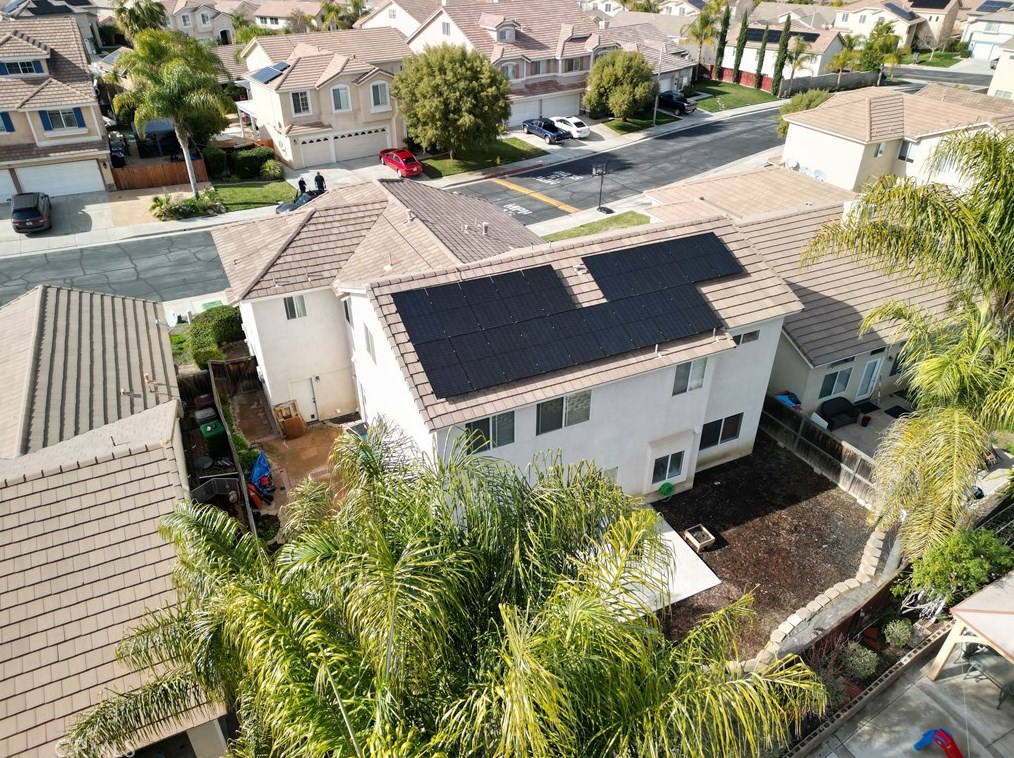 26360 Palisades Dr, Murrieta CA  92563-7330 exterior