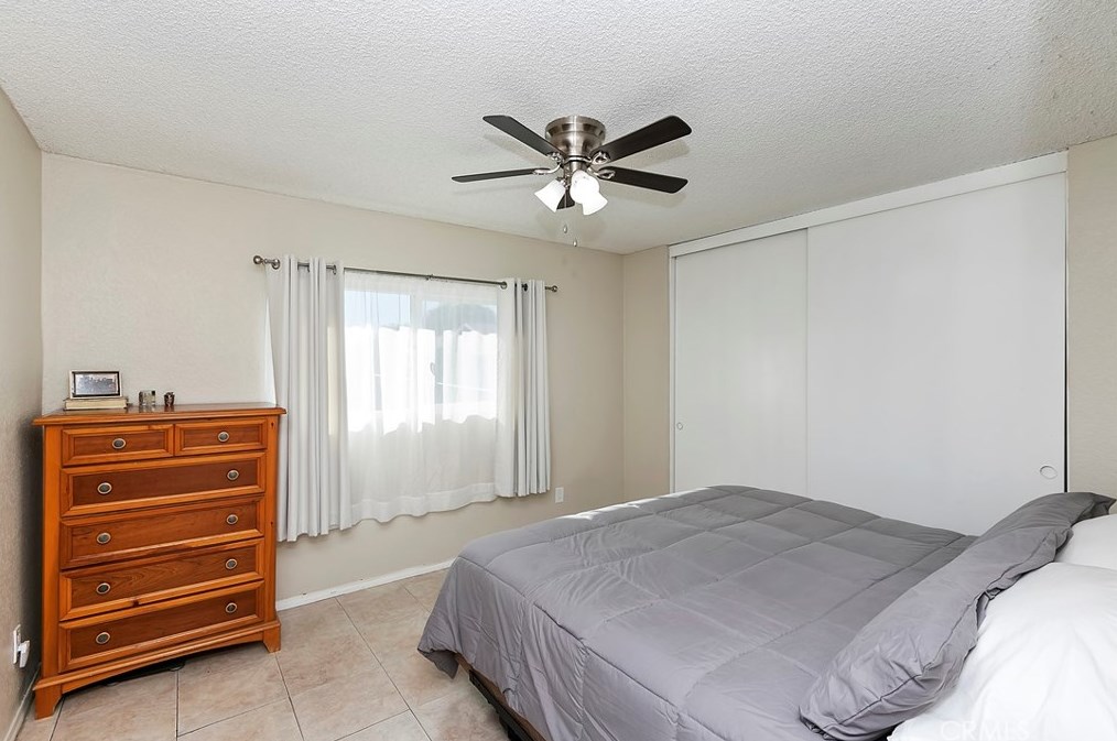 25213 Sugar Hill Rd, Moreno Valley CA  92553-6523 exterior