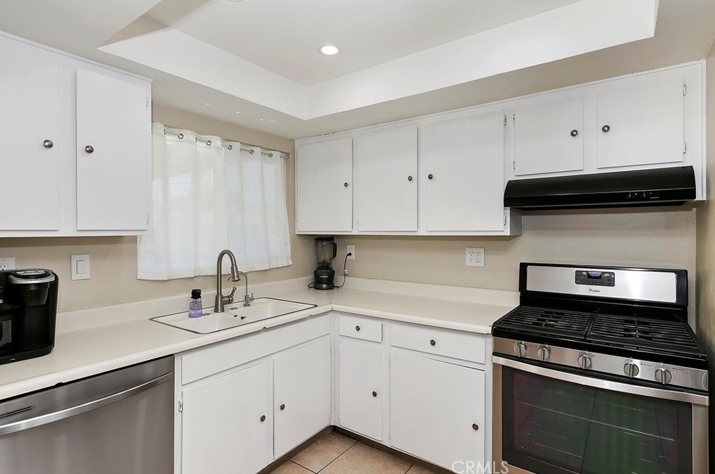 25213 Sugar Hill Rd, Moreno Valley CA  92553-6523 exterior