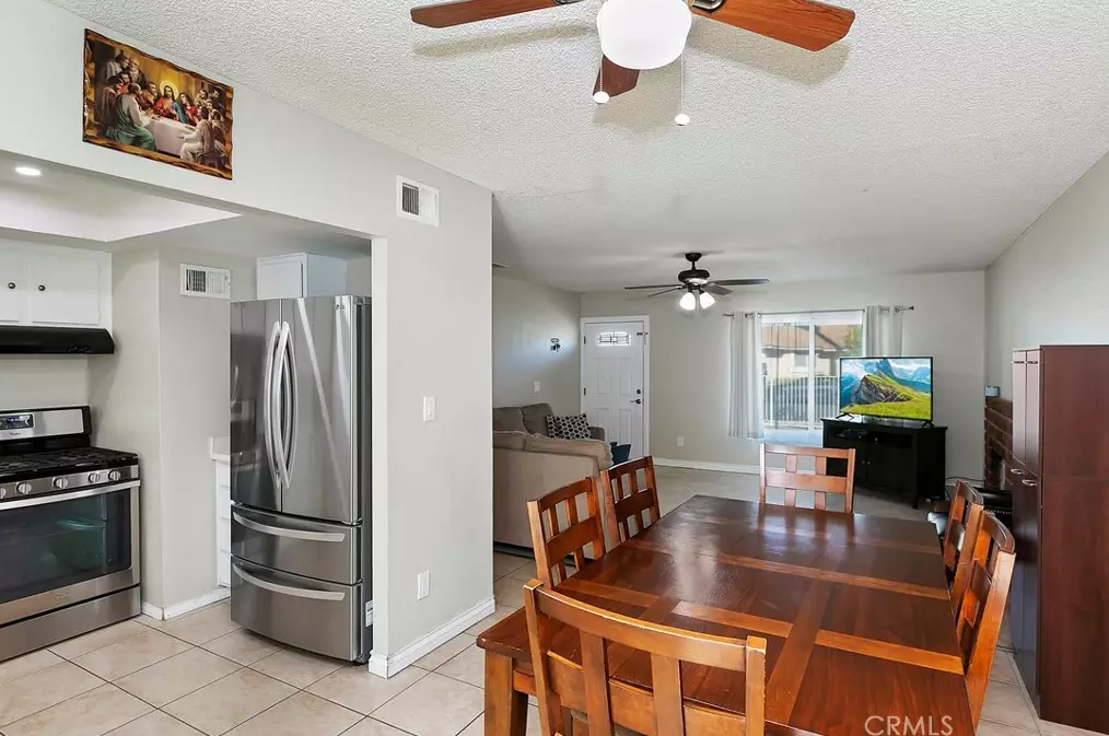 25213 Sugar Hill Rd, Moreno Valley CA  92553-6523 exterior