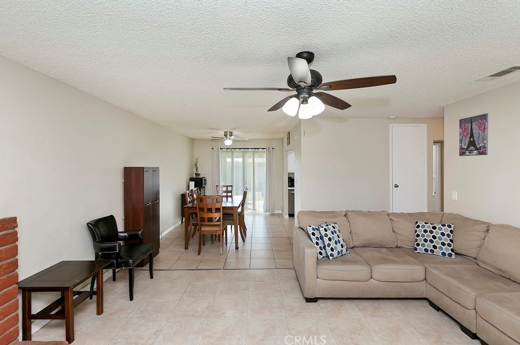 25213 Sugar Hill Rd, Moreno Valley CA  92553-6523 exterior