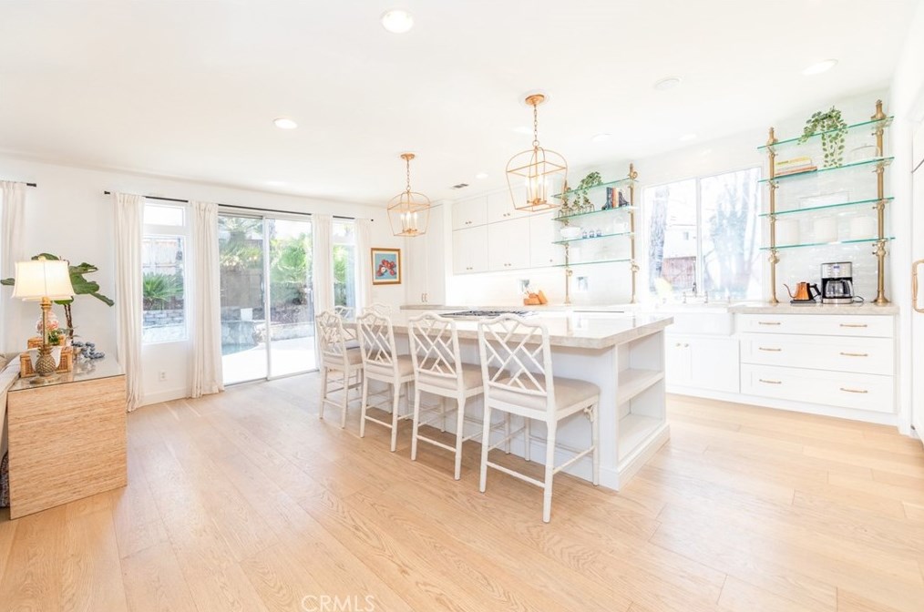 41774 Carleton Way, Temecula CA  92591-1897 exterior