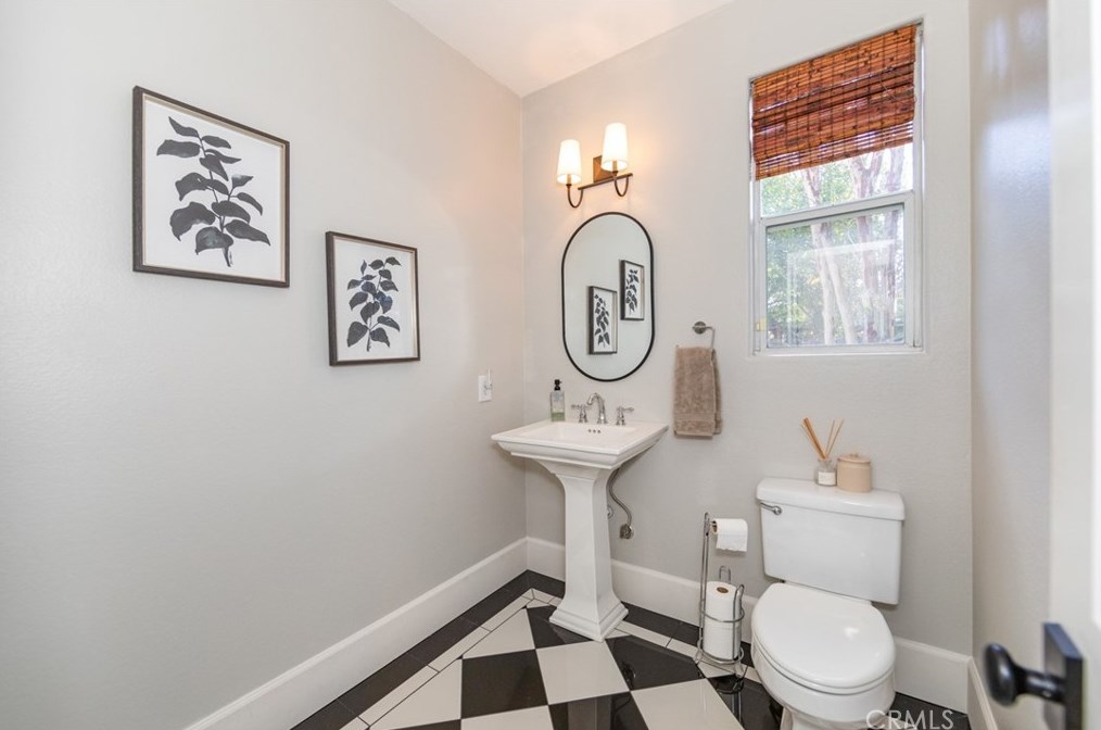 41774 Carleton Way, Temecula CA  92591-1897 exterior