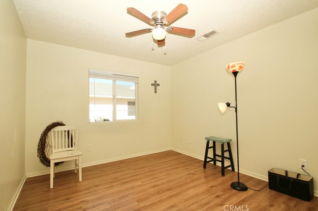 6664 Split Rock Ave, Twntynine Plm CA  92277-3256 exterior