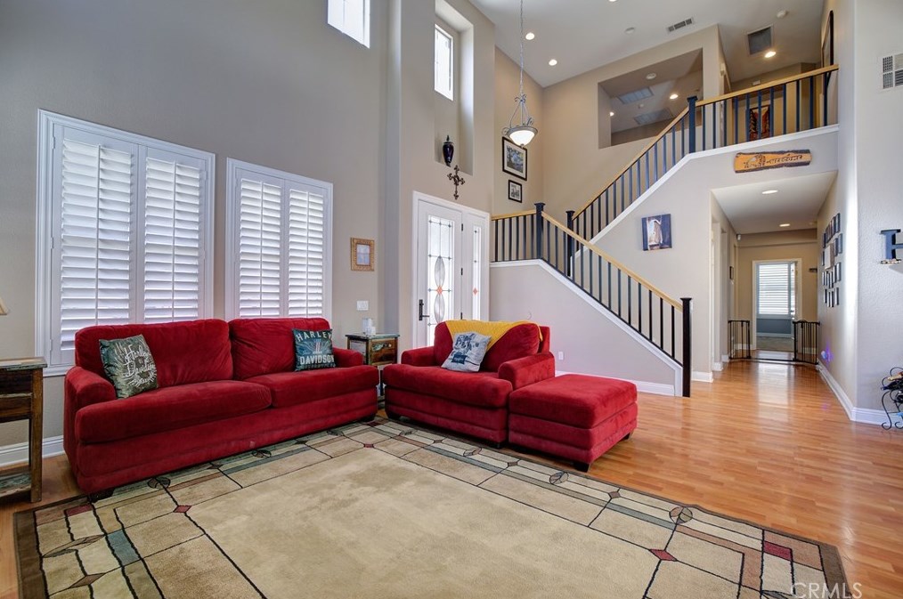 23384 Camellia Ln, Murrieta CA  92562-2229 exterior