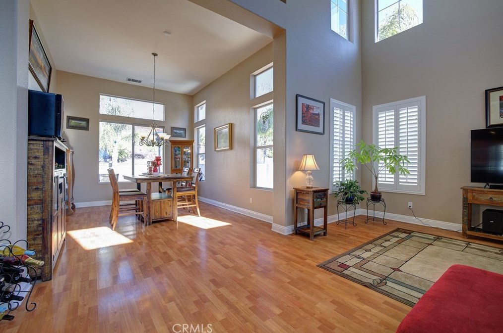 23384 Camellia Ln, Murrieta CA  92562-2229 exterior