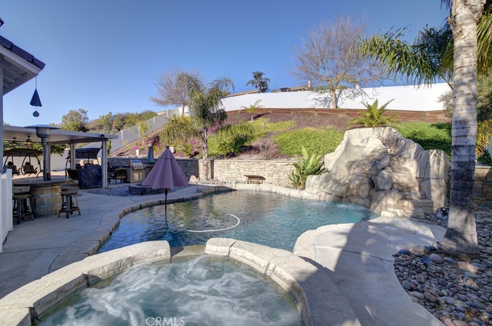23384 Camellia Ln, Murrieta CA  92562-2229 exterior
