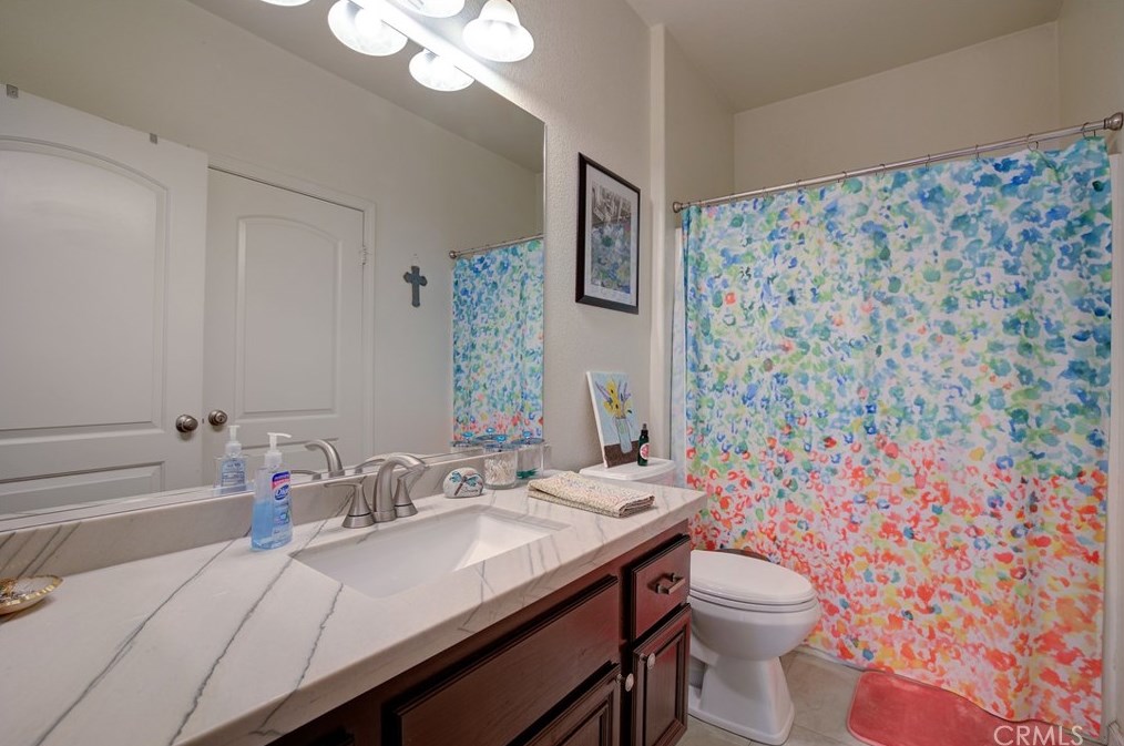 23384 Camellia Ln, Murrieta CA  92562-2229 exterior