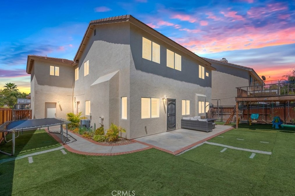 39564 Montebello Way, Murrieta CA  92563-7334 exterior