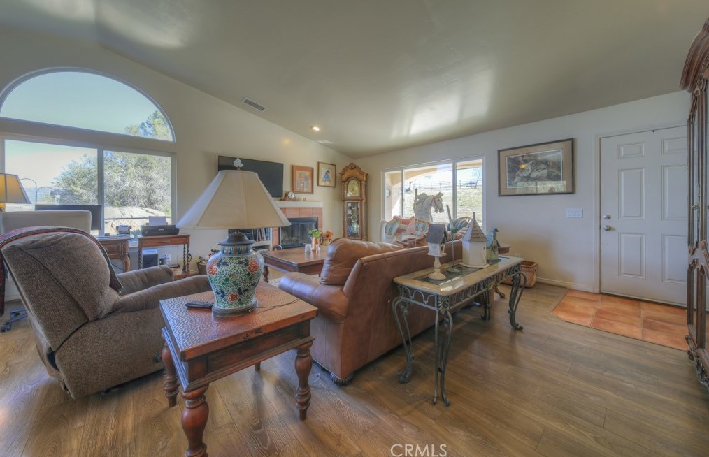 41511 Skyview Way, Aguanga CA  92536-9844 exterior