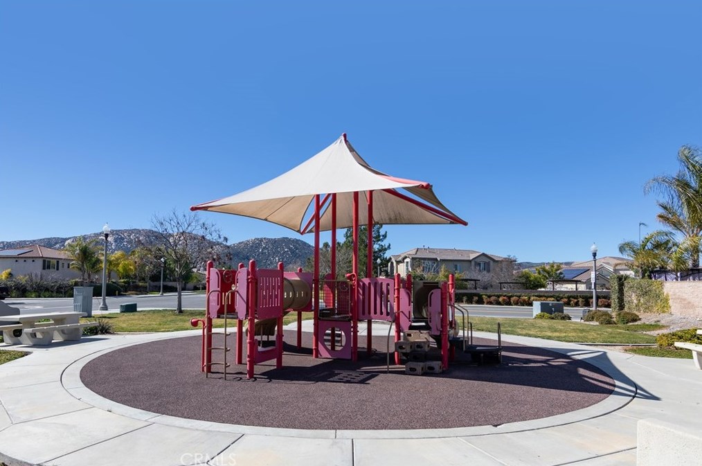 45447 Olive Ct, Temecula CA  92592-2836 exterior