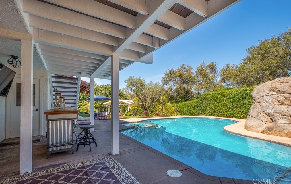 3054 Bernardo Ave, Escondido CA  92029-6612 exterior
