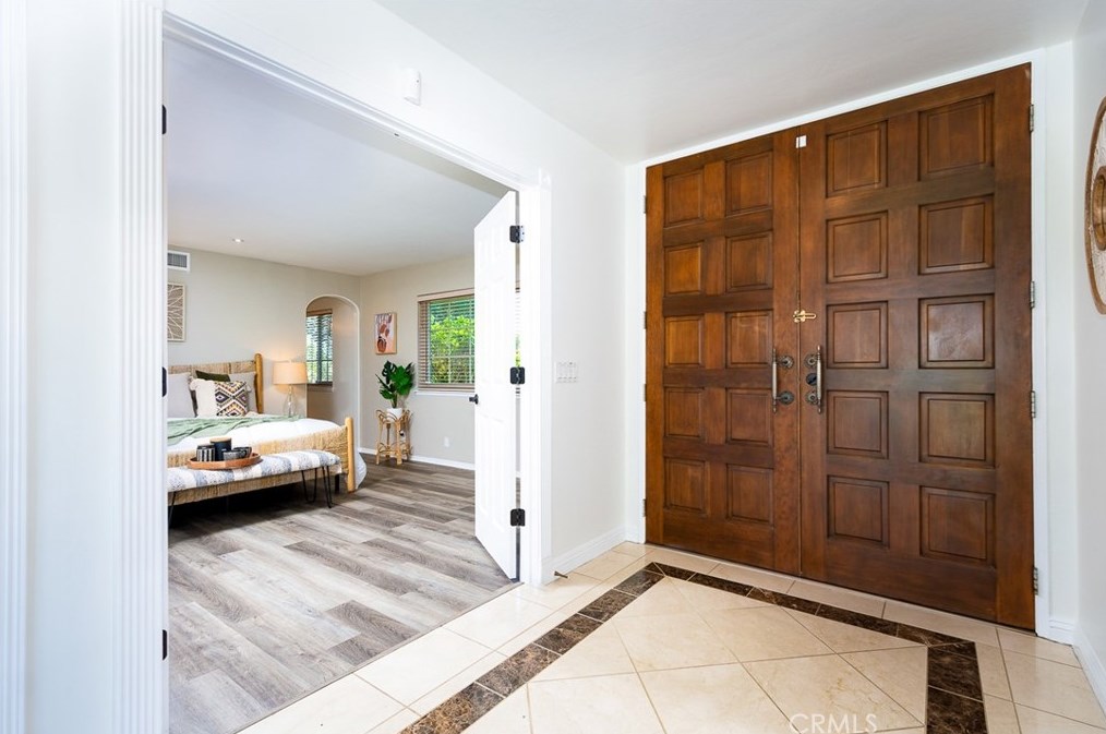3054 Bernardo Ave, Escondido CA  92029-6612 exterior