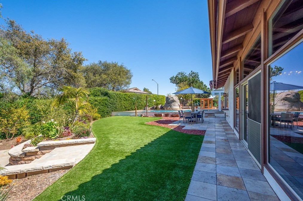 3054 Bernardo Ave, Escondido CA  92029-6612 exterior