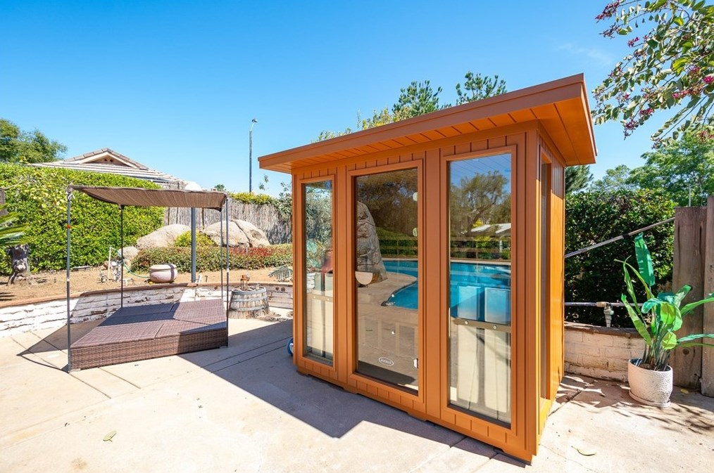 3054 Bernardo Ave, Escondido CA  92029-6612 exterior