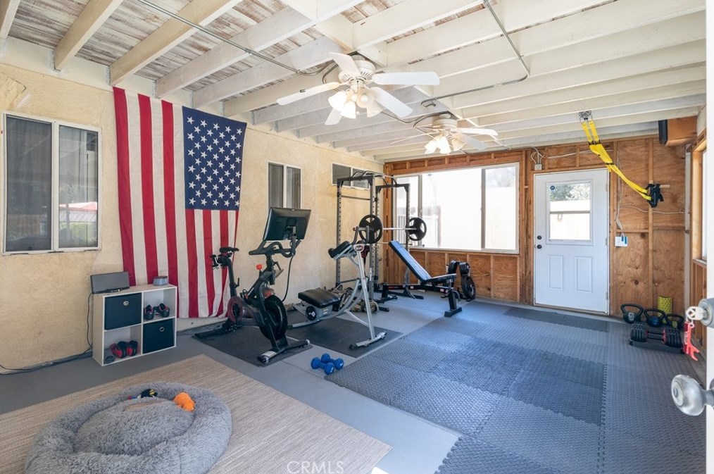 24666 Leafwood Dr, Murrieta CA  92562-4160 exterior