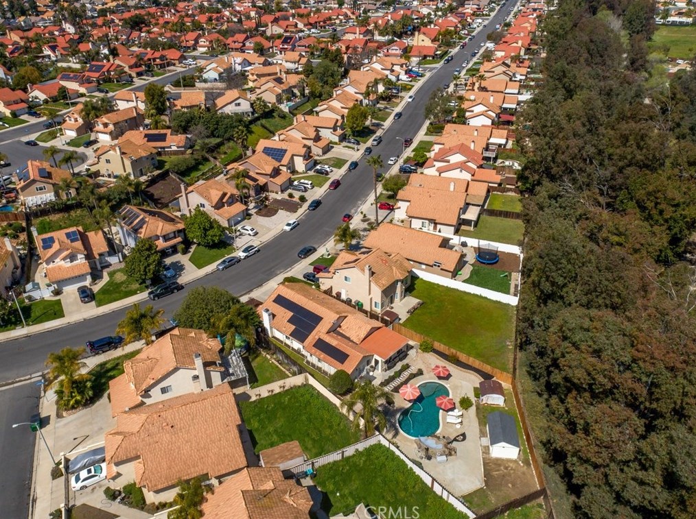 24666 Leafwood Dr, Murrieta CA  92562-4160 exterior