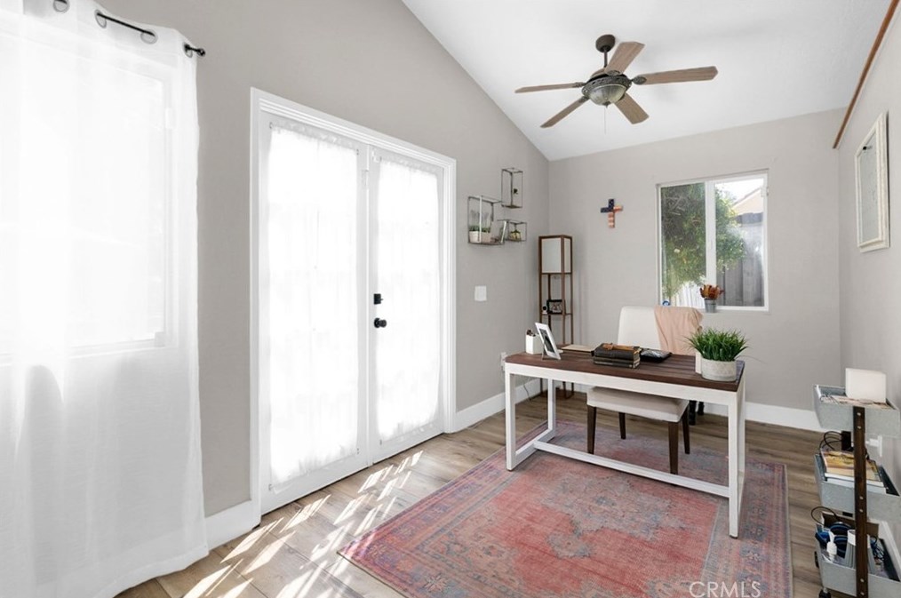 24666 Leafwood Dr, Murrieta CA  92562-4160 exterior