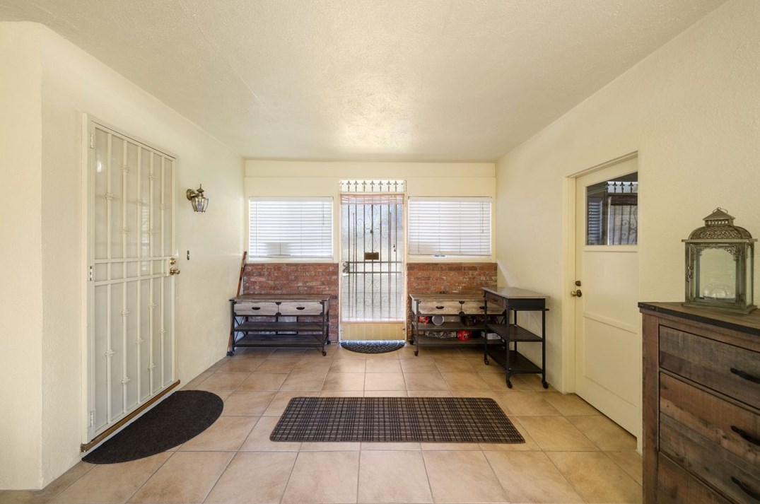 301 Rose Ave, La Habra CA  90631-3848 exterior