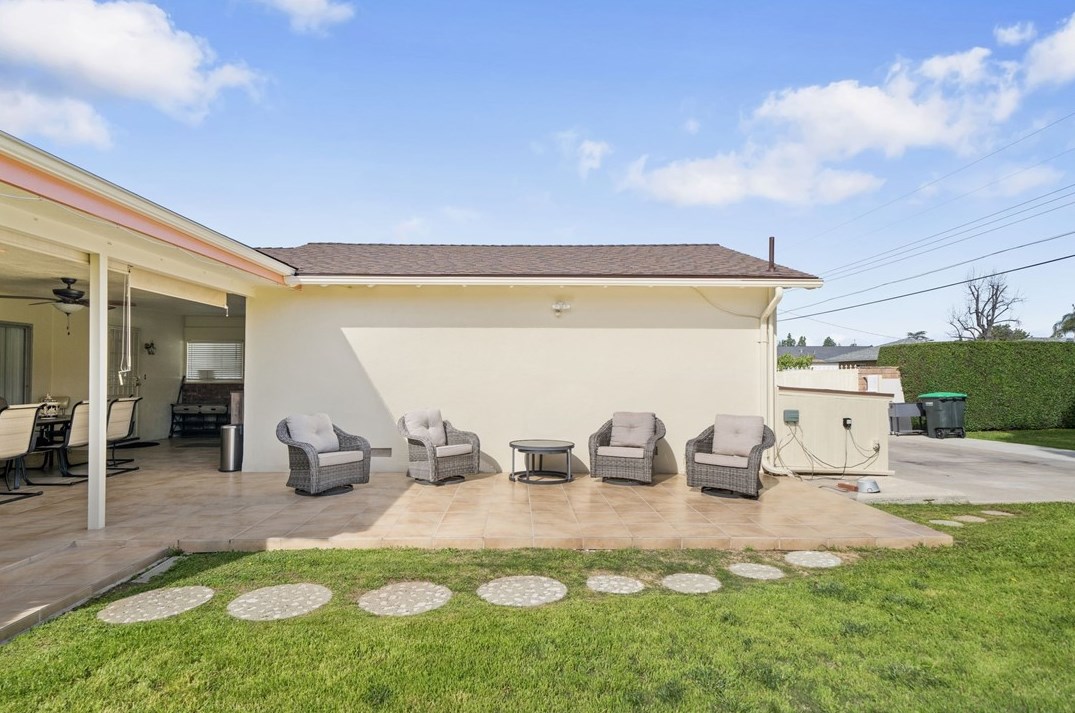 301 Rose Ave, La Habra CA  90631-3848 exterior