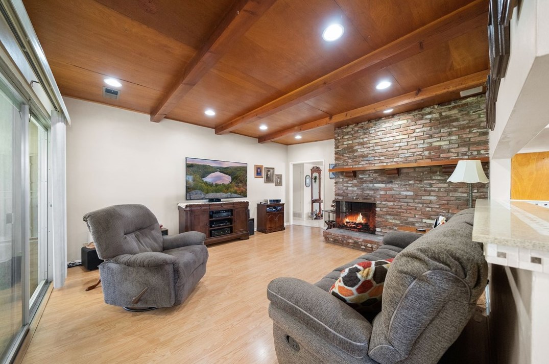 301 Rose Ave, La Habra CA  90631-3848 exterior