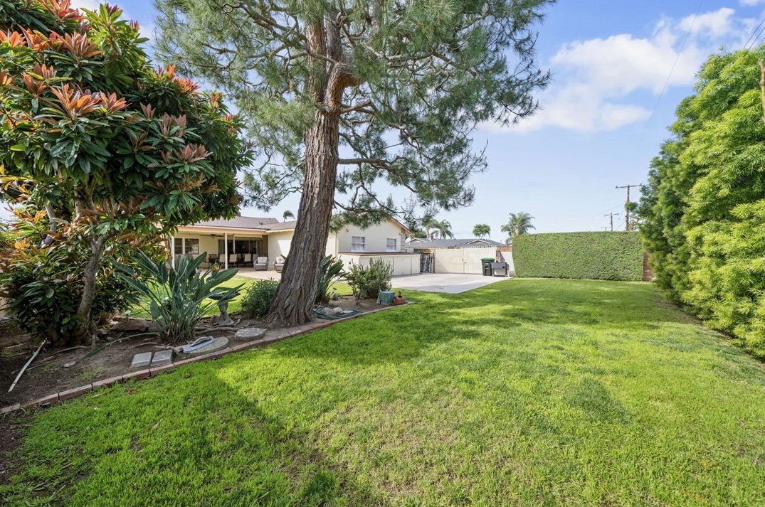 301 Rose Ave, La Habra CA  90631-3848 exterior