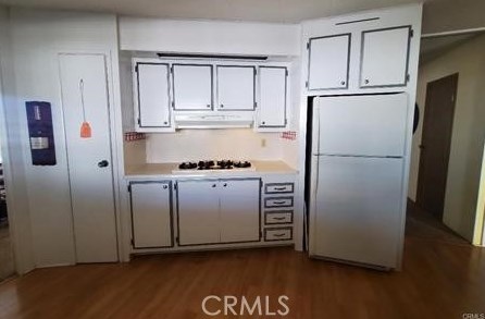 831 Elk St, Hemet CA  92543-6904 exterior