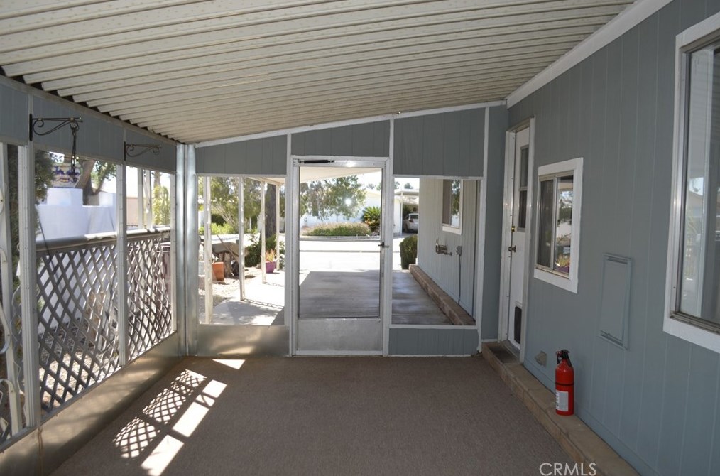 38218 Via La Colina, Murrieta CA  92563-5680 exterior