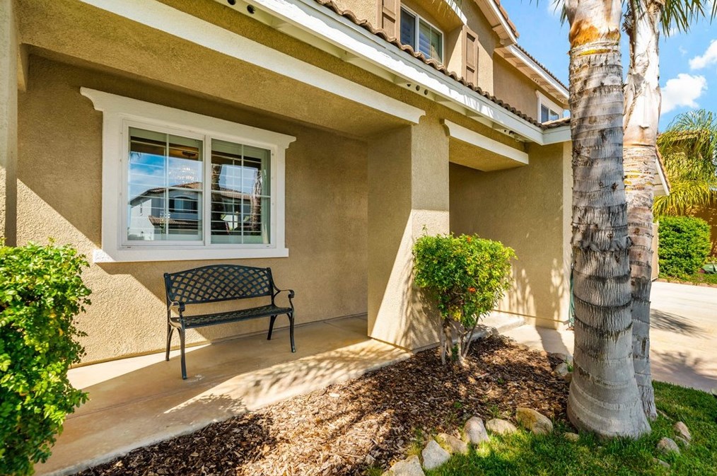 28780 Lavatera Ave, Murrieta CA  92563-3487 exterior