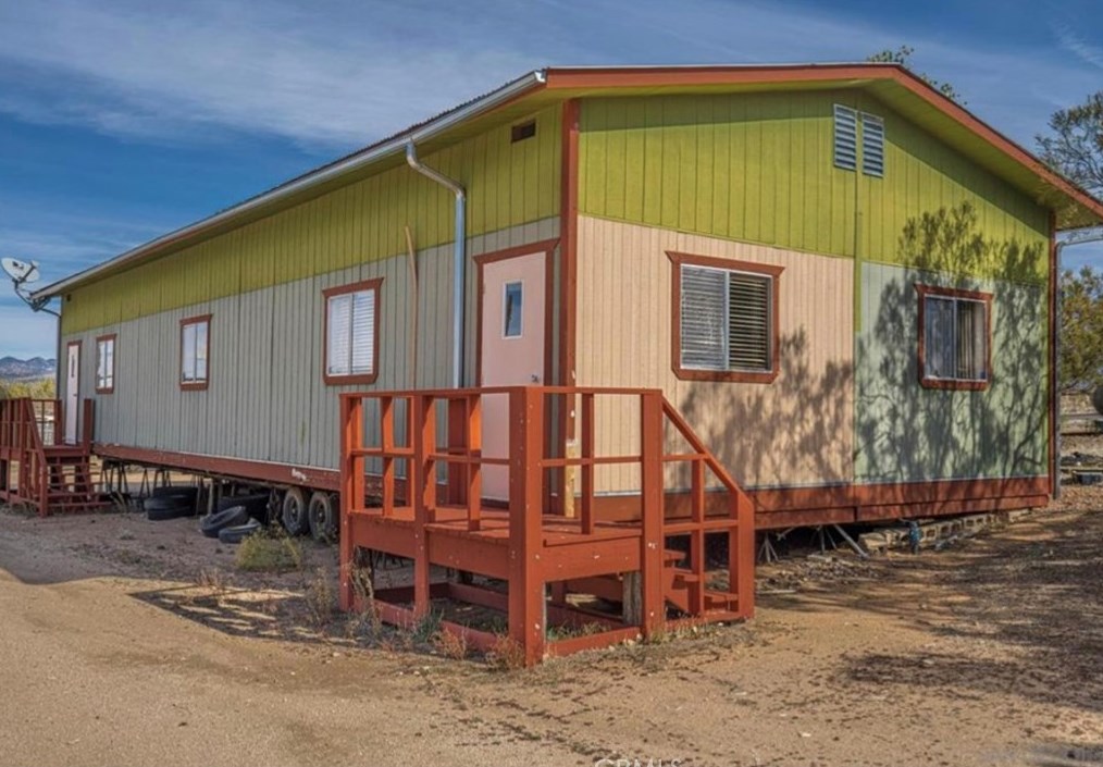 44565 Terwilliger Rd, Anza CA  92539-9395 exterior