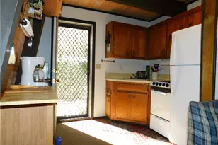 318 W Sherwood Blvd, Big Bear City, CA 92314 - Photo 11