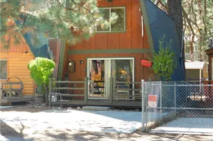 318 W Sherwood Blvd, Big Bear City, CA 92314 - Photo 1