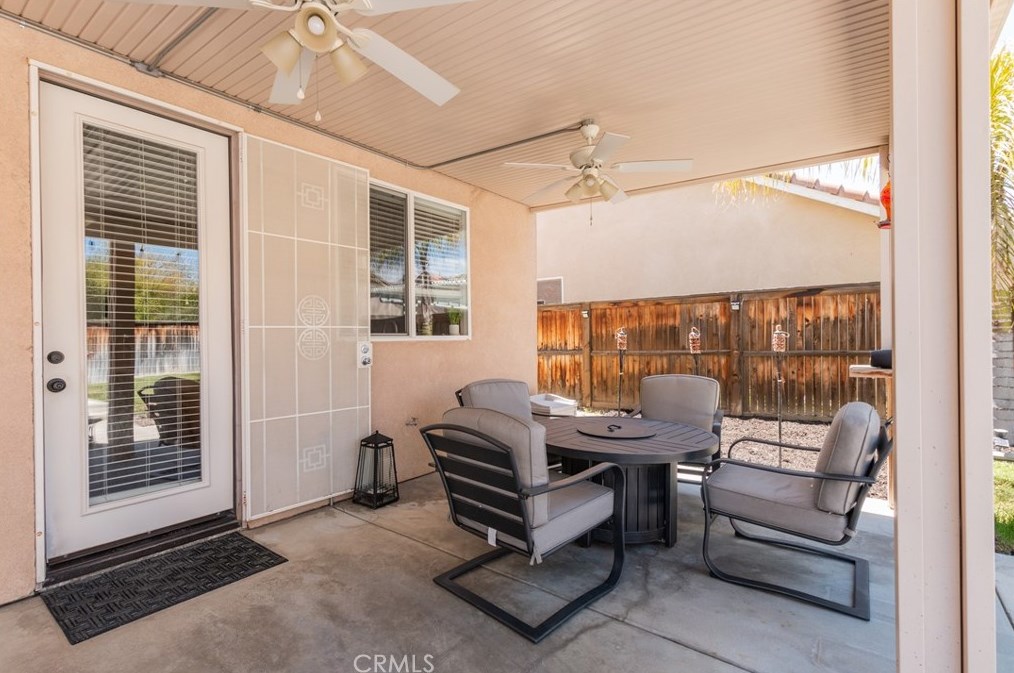 5632 Cheryl St, Hemet CA  92544-1745 exterior