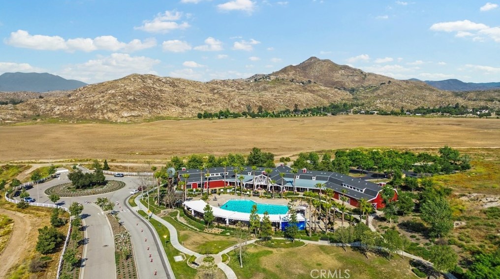281 Fieldrush St, Hemet CA 92543-8739 exterior