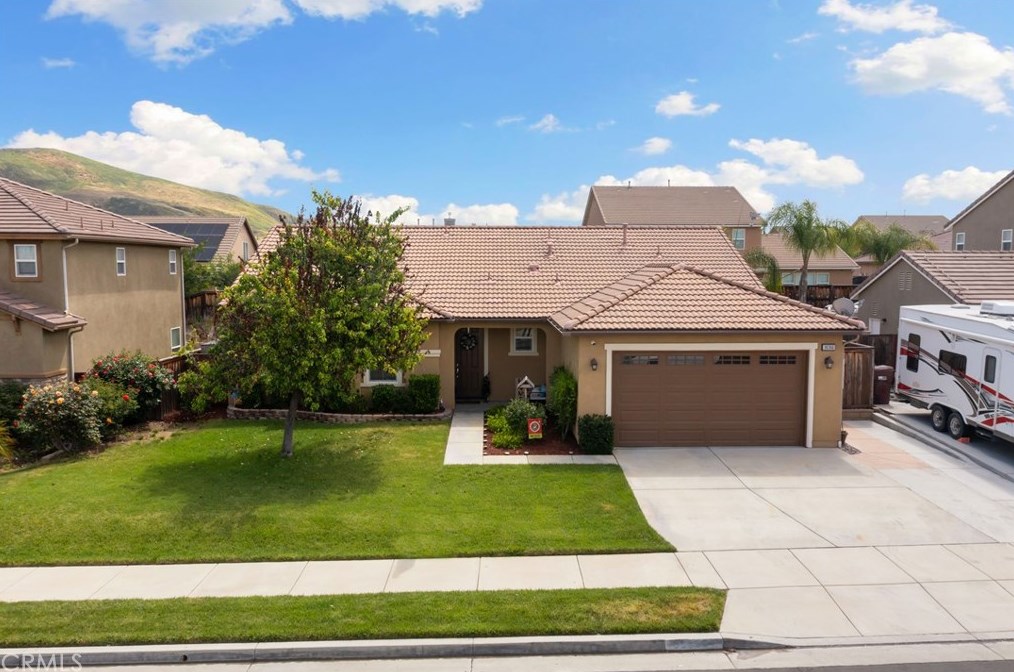 36366 Pistachio Dr, Winchester CA  92596-8653 exterior