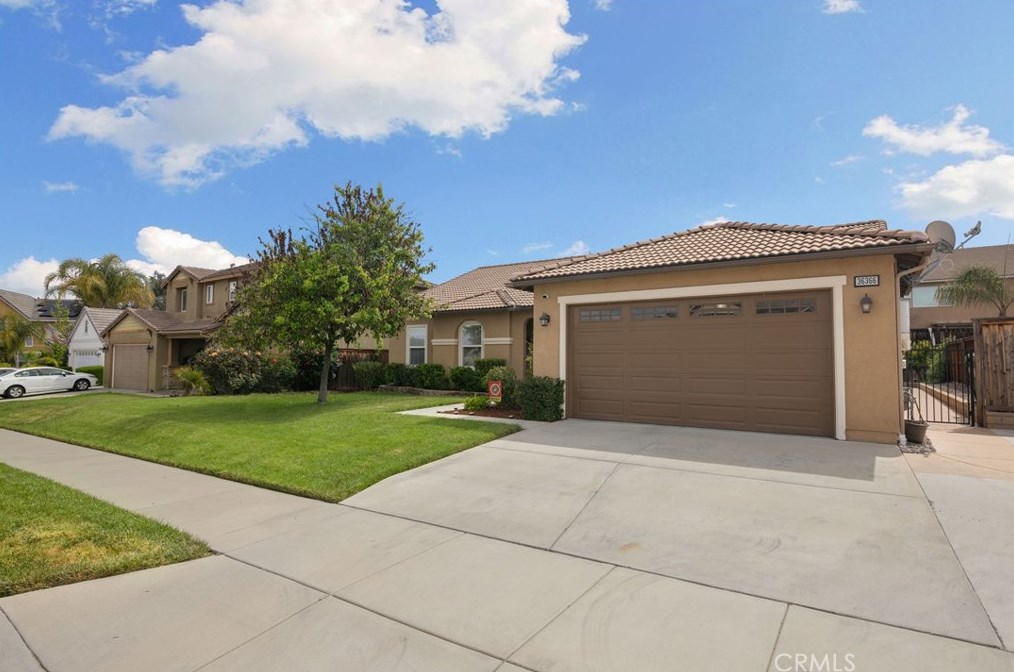 36366 Pistachio Dr, Winchester CA  92596-8653 exterior