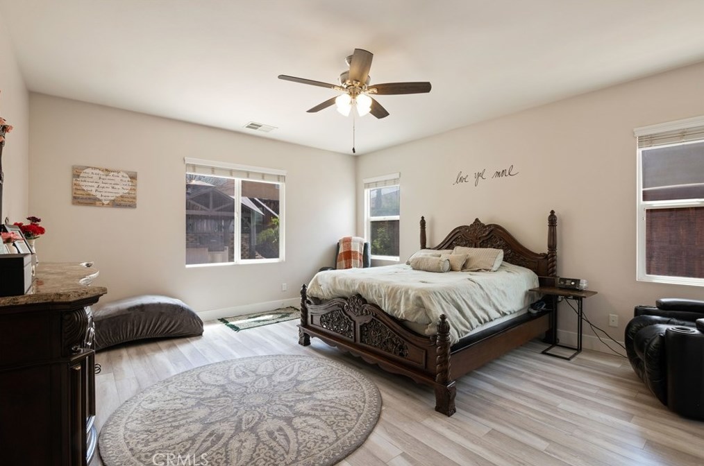 36366 Pistachio Dr, Winchester CA  92596-8653 exterior