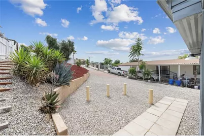 32857 Valley View Avenue, Lake Elsinore, CA 92530 - Photo 11