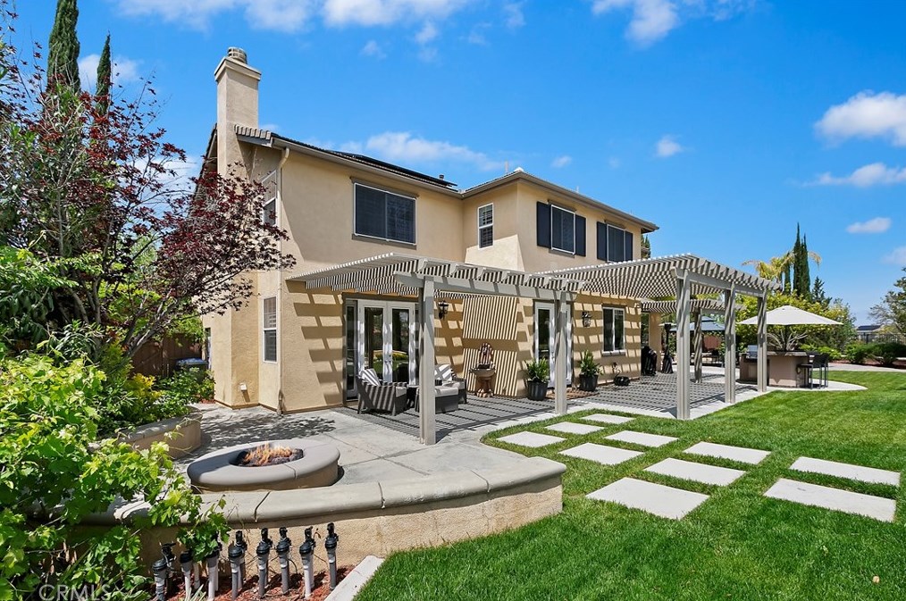 32862 Pine Cir, Temecula CA  92592-1369 exterior