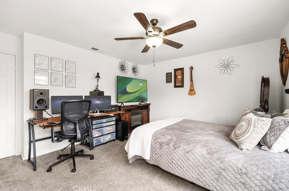 24746 Morningstar Dr, Murrieta CA  92562-4117 exterior