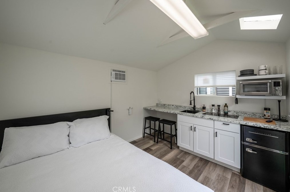210 Ridge Dr, Fallbrook CA  92028-2624 exterior
