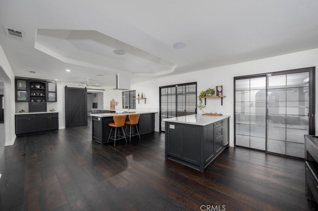 210 Ridge Dr, Fallbrook CA  92028-2624 exterior