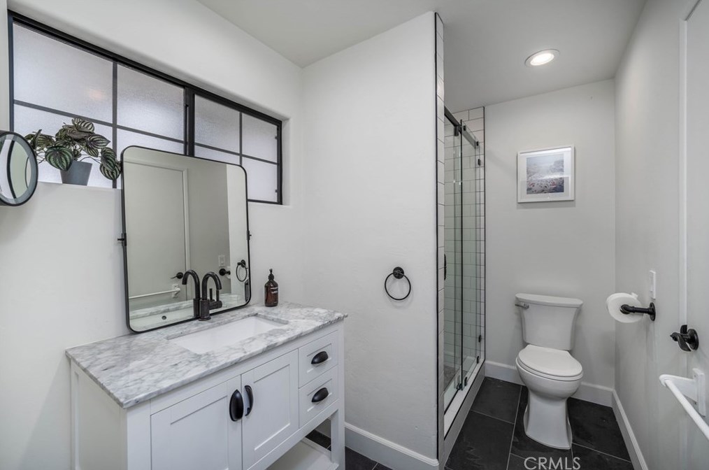 210 Ridge Dr, Fallbrook CA  92028-2624 exterior