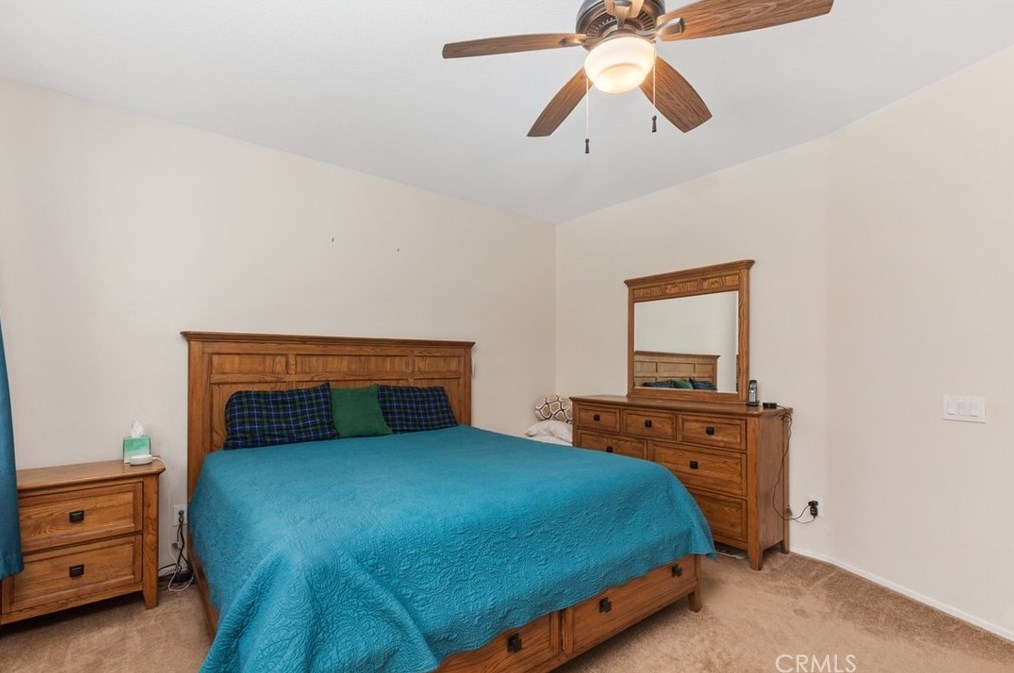 32996 Valence Ct, Temecula CA 92592-4377 exterior