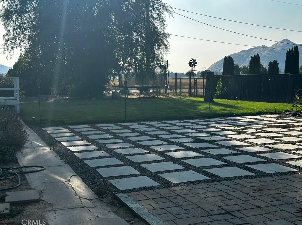 28950 Longfellow St, Winchester CA  92596-9707 exterior