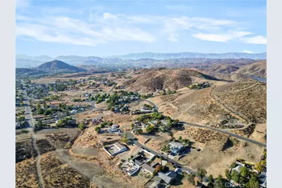28193 Dakota Dr, Menifee, CA 92587 - Photo 13